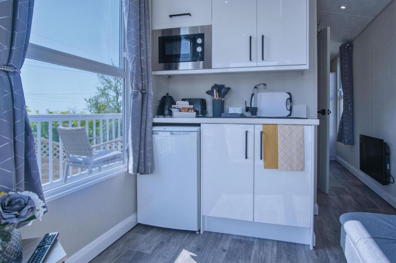 The Studio - 1 Bedroom Cabin - Amroth Buitenkant foto