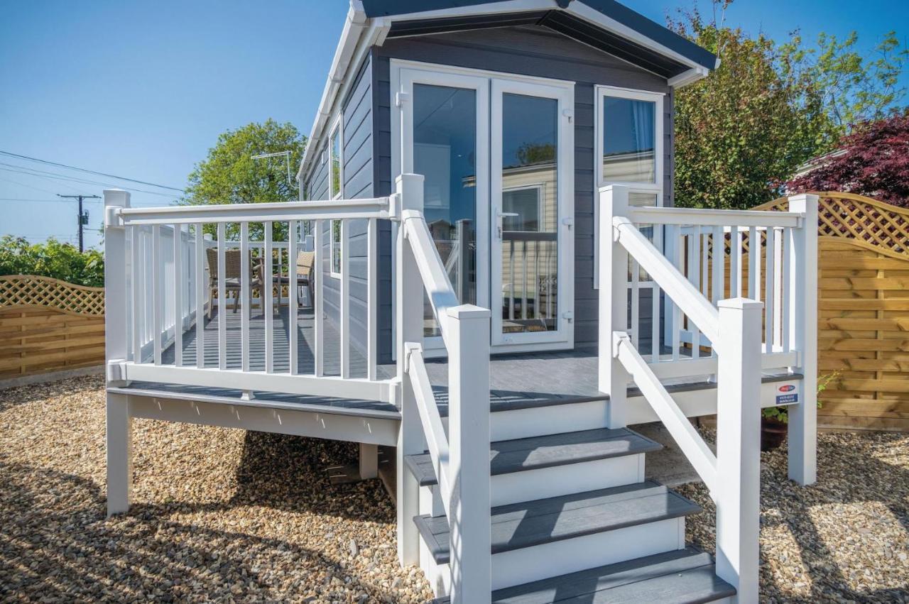 The Studio - 1 Bedroom Cabin - Amroth Buitenkant foto